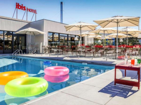 Гостиница ibis Orange Centre  Оранж
